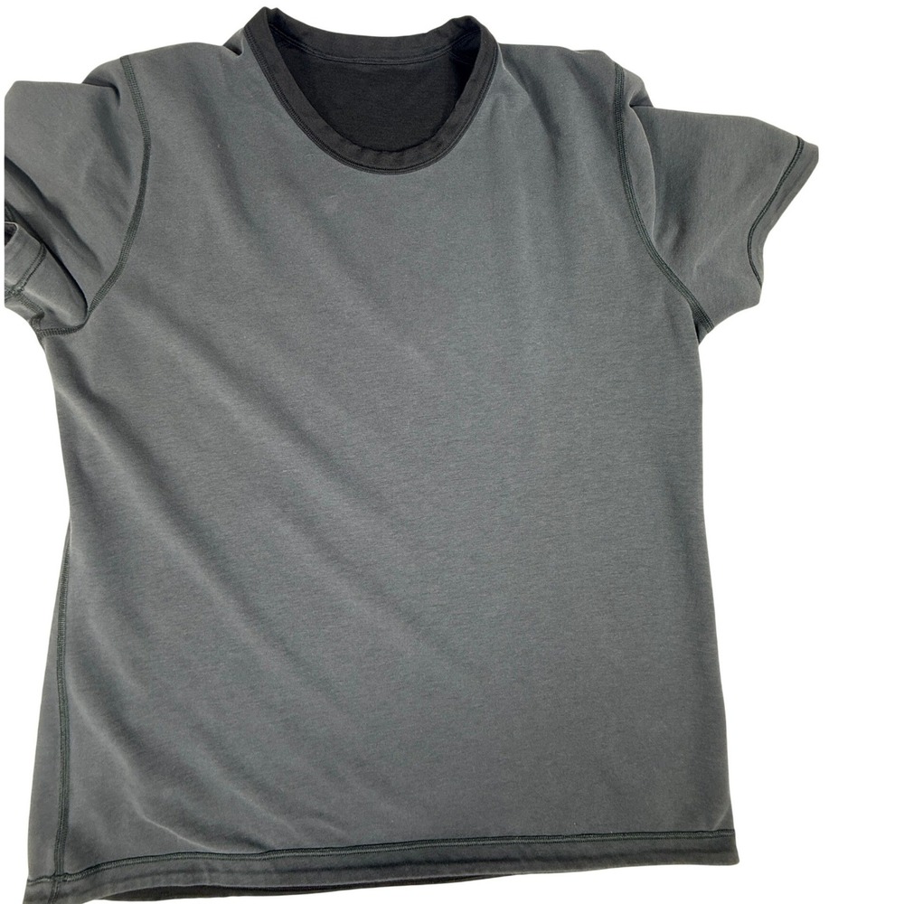 Lululemon Shirt Mens XL Charcoal Grey‎ Black Reversible Short Sleeve Athletic